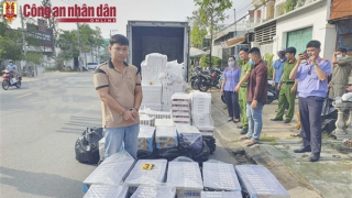 Vận chuyển 25.000 bao thuốc lá lậu từ Long An đến Sóc Trăng thì bị bắt