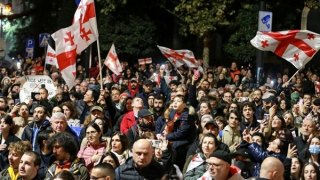 Georgia: Chọn hướng đông?