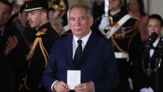 Nước Pháp với niềm hy vọng mang tên Francois Bayrou