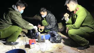 Bắt quả tang Công ty Cổ phần Hồ Toản ở Tuyên Quang xả thải trực tiếp ra sông Chảy