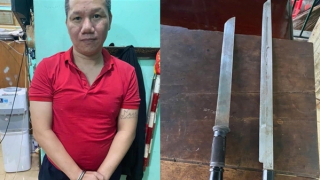 Kiểm tra ma tuý tại tư gia, lộ cả súng đạn