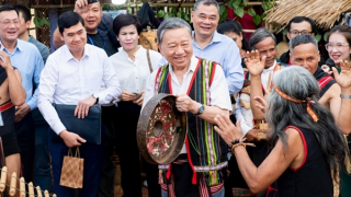 Thực hiện tốt chính sách tôn giáo, góp phần tăng cường khối đại đoàn kết dân tộc ở Kon Tum