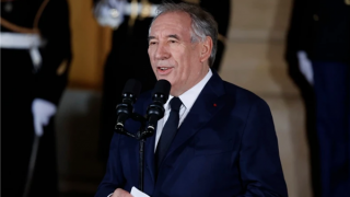 Tân Thủ tướng Pháp công bố nội các mới hướng đến sự cân bằng