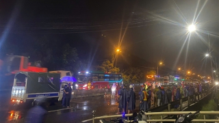 Xe máy tự tông vào dải phân cách trên quốc lộ 1A, ba người tử nạn tại chỗ