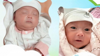 Hai em bé song sinh chào đời cách nhau 5 tuần