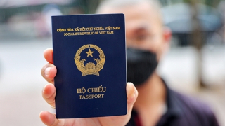 Chưa được xóa án tích có được xuất cảnh không?