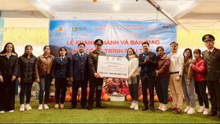 Cục Pháp chế và cải cách hành chính tư pháp cùng các đơn vị tặng 6 công trình cho điểm trường xã biên giới