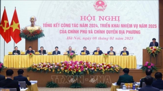 Bứt phá trong năm 2025, phấn đấu tăng trưởng cao hơn 8%
