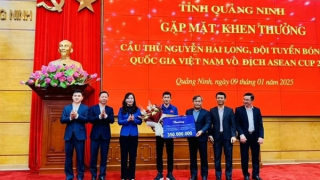 Quảng Ninh thưởng cầu thủ Hai Long 450 triệu đồng