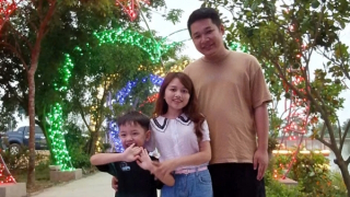Chuyện tình cổ tích của cô gái tí hon