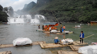 Thác ghềnh muôn nỗi sơn khê