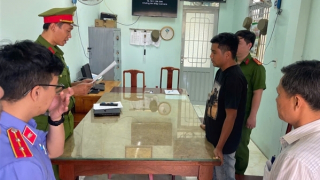 5 đối tượng móc nối cân khống củi nhập kho, chiếm đoạt hơn 1,2 tỷ đồng