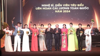 Vinh danh các nghệ sĩ tiêu biểu và một số cuốn sách nổi bật năm 2024