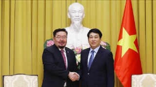 Chủ tịch nước Lương Cường tiếp Chánh Văn phòng Tổng thống Mông Cổ
