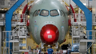 Kinh tế toàn cầu năm 2025: Ổn định trong khó khăn, cơ hội giữa thách thức