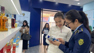 Mở cửa Phòng trưng bày giúp người dân phân biệt hàng thật - hàng giả