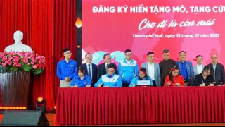 Nghĩa cử của gia đình liệt sĩ, nhà báo Phạm Văn Hướng