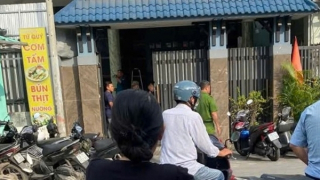 Người đàn ông bị trục máy dệt cuốn tử vong