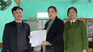 Công an thị trấn Lộc Hà hỗ trợ công dân trả lại 1,7 tỷ đồng chuyển nhầm