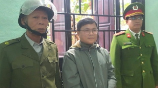 Lừa bán đất rồi chiếm đoạt tiền tỷ