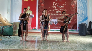 Đem Xuân yêu thương đến với bà con dân tộc Bahnar