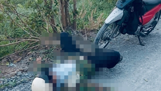 Người đàn ông tử vong bất thường cạnh xe máy