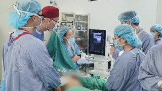 Làm đẹp cấp tốc -  tiền mất tật mang