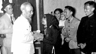 Bác Hồ gọi ấy là mùa xuân đến!