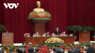 Ngày làm việc thứ nhất của Hội nghị Trung ương Đảng khóa XIII