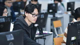 Thủ khoa Kỳ thi đánh giá tư duy đạt 98,61/100, phá kỷ lục