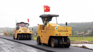 Thủ tướng chỉ đạo hỗ trợ người lao động làm việc trên công trường dịp Tết