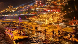 Châu Á rực rỡ đón Tết Nguyên đán