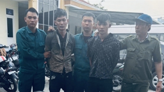 Truy đuổi 40km bắt tên cướp dùng dao khống chế người đi đường