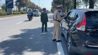 TP Huế: Phát hiện nhiều tài xế sử dụng rượu bia trong ngày Tết