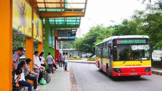 Hà Nội: Chi 33 tỉ để nâng sức hấp dẫn của giao thông công cộng
