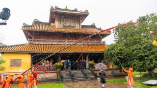 Tái hiện lễ hạ nêu, khai ấn triều Nguyễn trong Hoàng cung