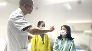 Nữ sinh 14 tuổi suýt mù mắt khi tự tiêm filler nâng mũi tại nhà