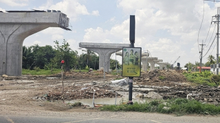 Dự án trọng điểm thiếu cát, đá nhưng chủ mỏ vẫn phải bán cho "đầu nậu"