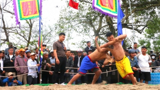 Độc đáo lễ hội đầu xuân ở vùng đất có sông Hương, núi Ngự