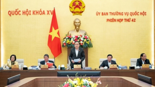 Bế mạc phiên họp thứ 42 của Uỷ ban Thường vụ Quốc hội