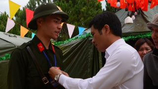 Thanh niên phố núi hăng hái tham gia nghĩa vụ CAND