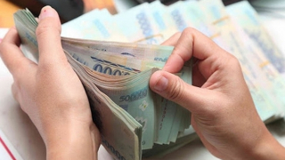 Công đoàn cân nhắc thời điểm đề xuất tăng lương tối thiểu vùng 2025