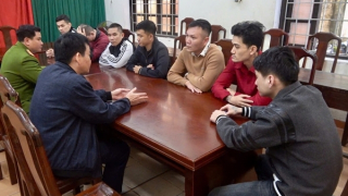 Tạm giữ nhóm “yêng hùng” mâu thuẫn vì mỹ nữ, đại náo quán beer