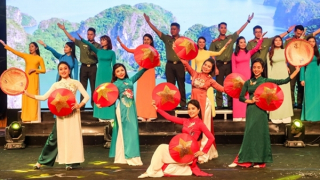 Hội diễn nghệ thuật quần chúng “80 năm – Vinh quang CAND”