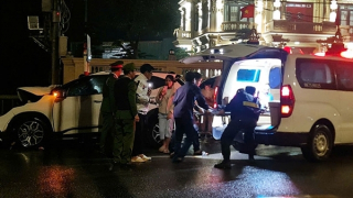 Kịp thời giúp đỡ người bị nạn trong vụ TNGT