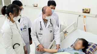 Nhiễm vi khuẩn não mô cầu có thể tử vong nhanh