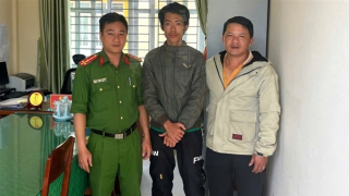 Công an xã giúp thanh niên mất trí nhớ, đi lạc về với gia đình