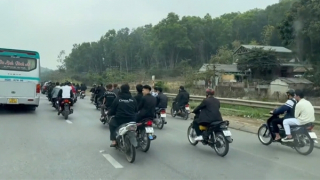 Xử lý 5 trường hợp “đầu trần” điều khiển xe gắn máy trên QL1A