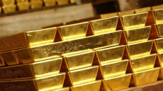 Giá vàng tiếp tục neo ở mức cao