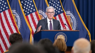 Đồng USD bất ngờ neo đáy